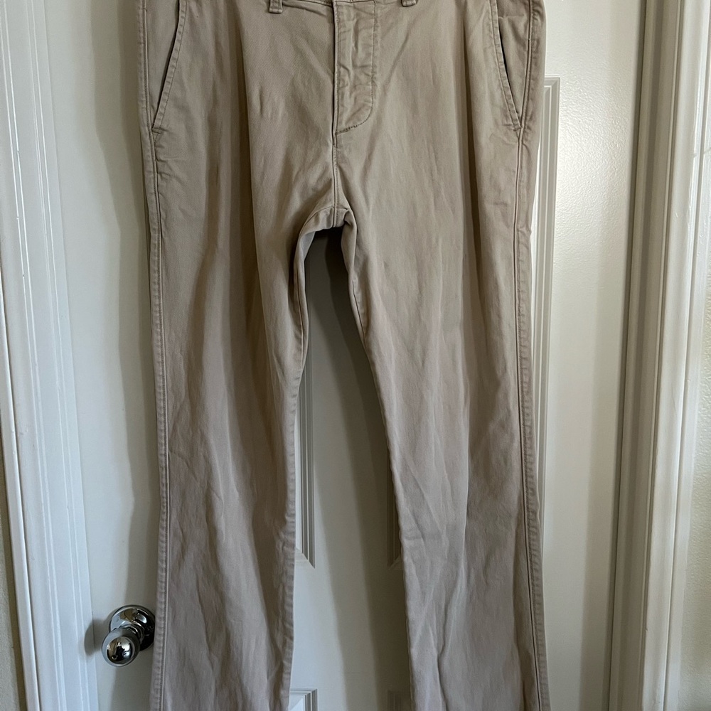 Hollister Tan Chinos with Relaxed Fit and Lightweight Fabric